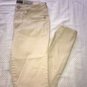 Aeropostale Jegging Khaki Pants